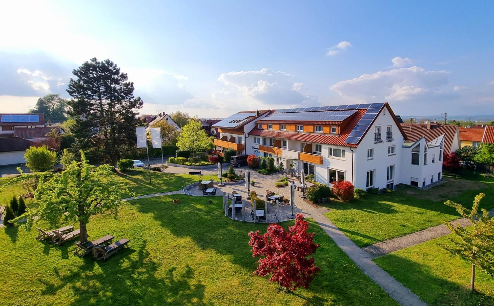 Landhotel Sonnenhalde Bad Boll Eksteriør billede